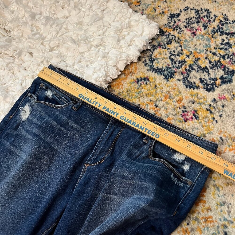 Women's Articles of Society Jeans - Picture 5 of 9